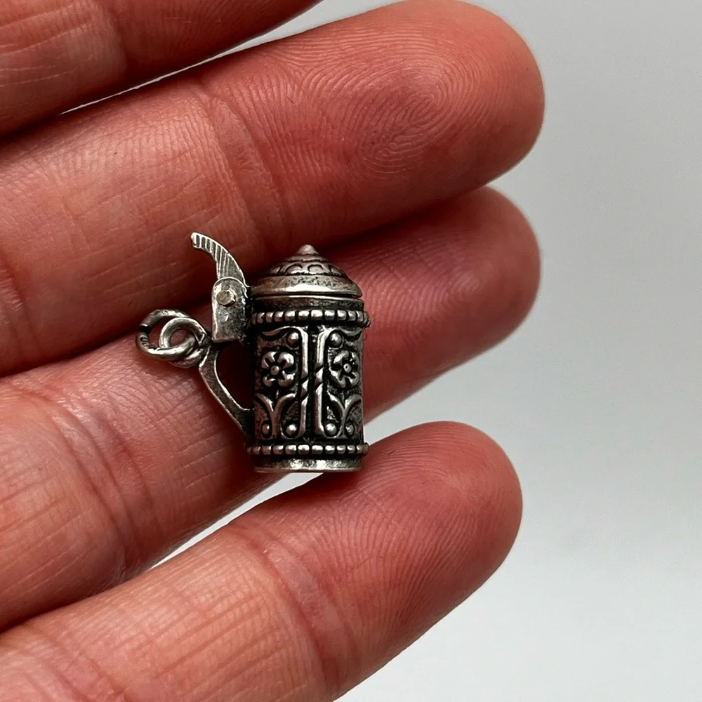 Vintage stein Sterling silver charm pendant